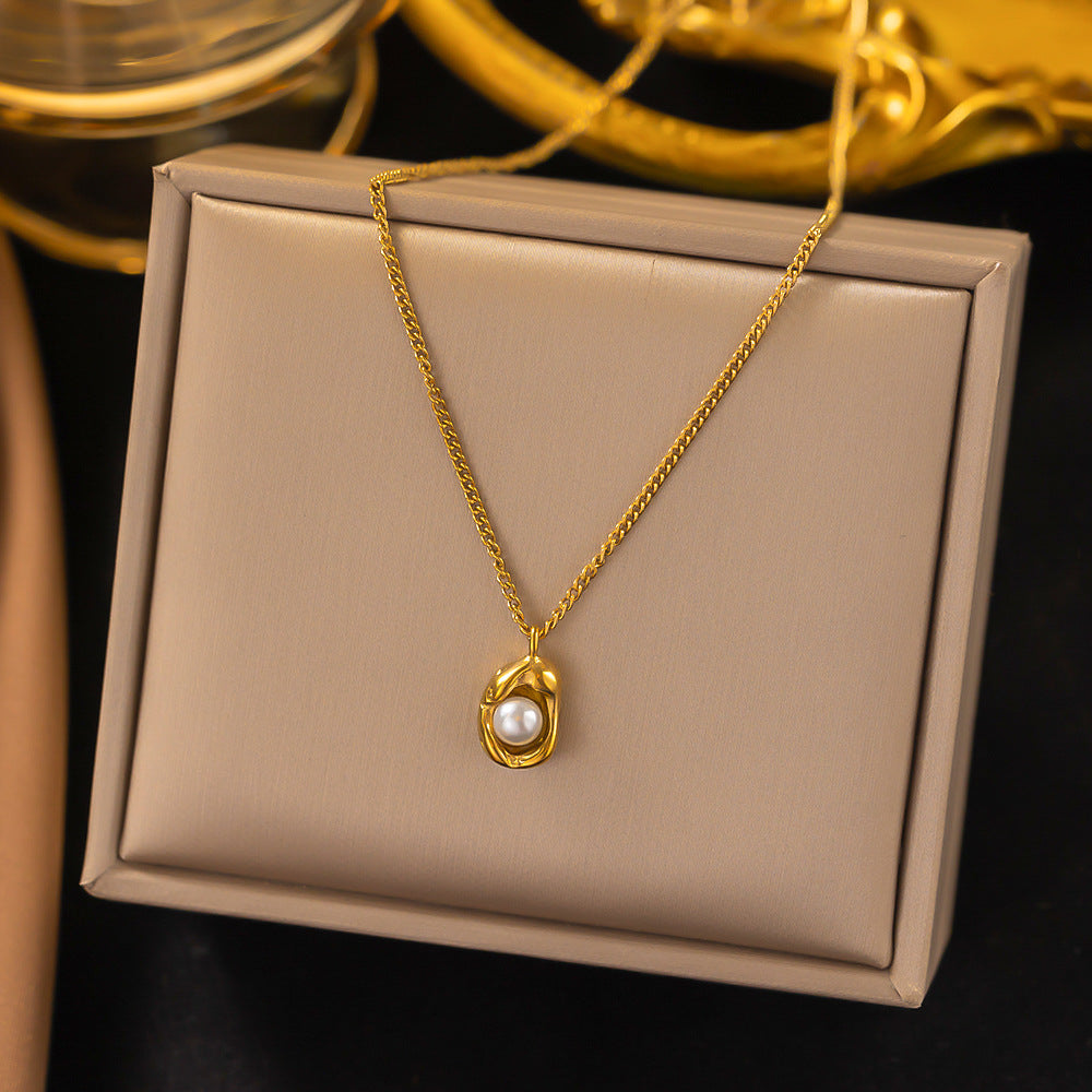 Elegant Pearl Drop Pendant Necklace