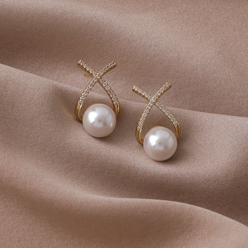 Sweet Pearl Cross Studs