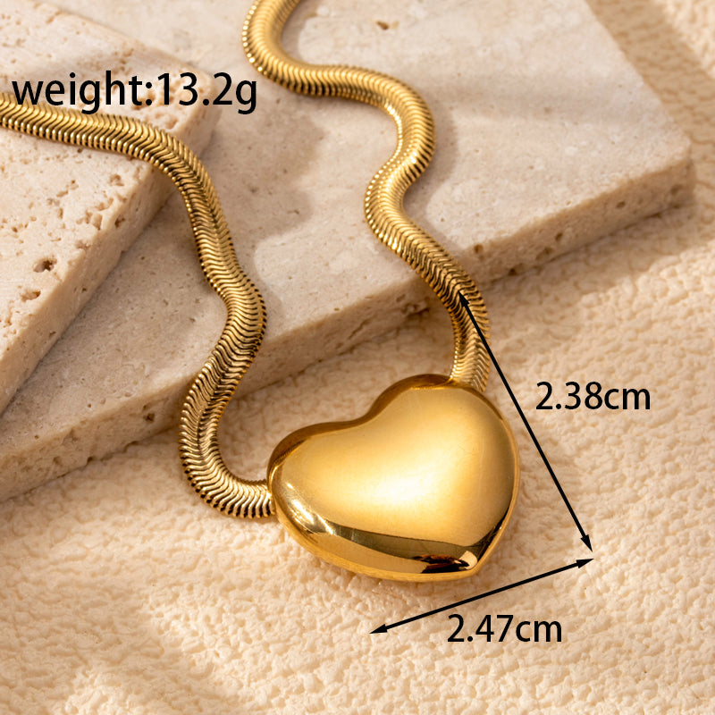 Amour Heart Neclace