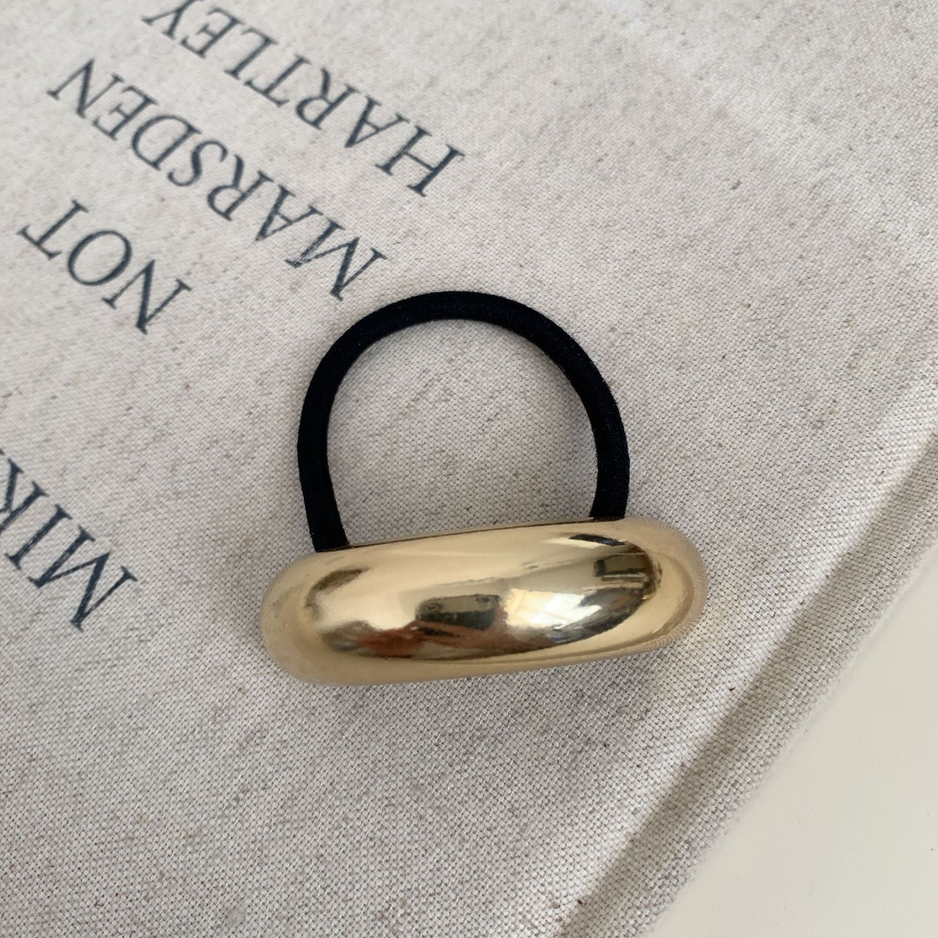 Horizontal Bar Arch Hair Tie