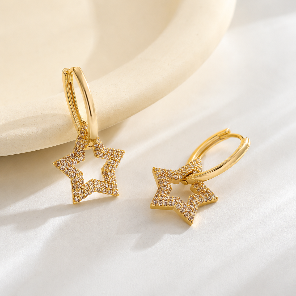 Starlight Five-Point Ear Clip