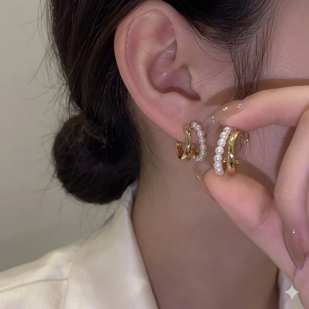Pearl Curve U-Shape Studs
