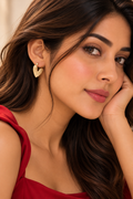Elara Vintage Heart Earrings